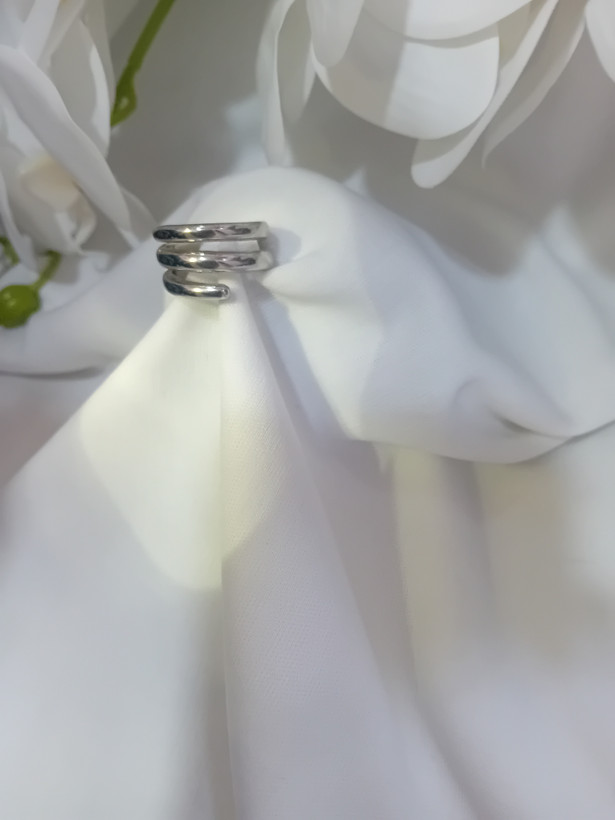 انگشتر ترند و بسیار زیبا با آبکاری نقره💍😍